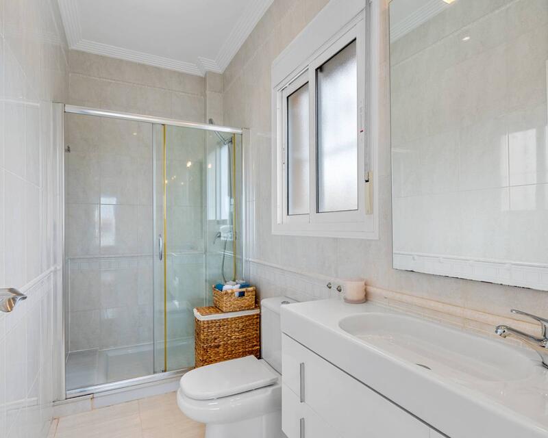 4 slaapkamer Villa Te koop