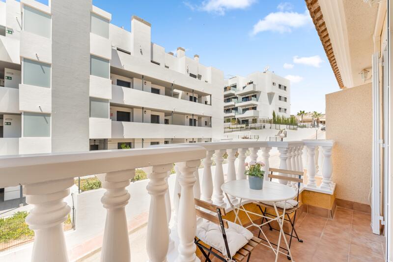 2 Cuarto Adosado en venta