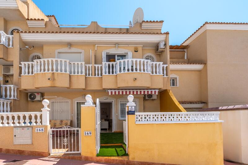 2 Cuarto Adosado en venta