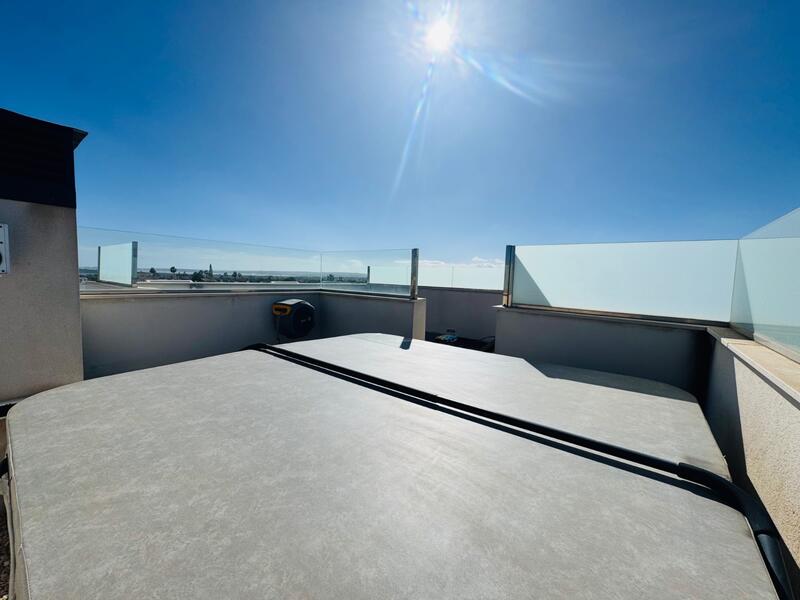 4 Cuarto Villa en venta
