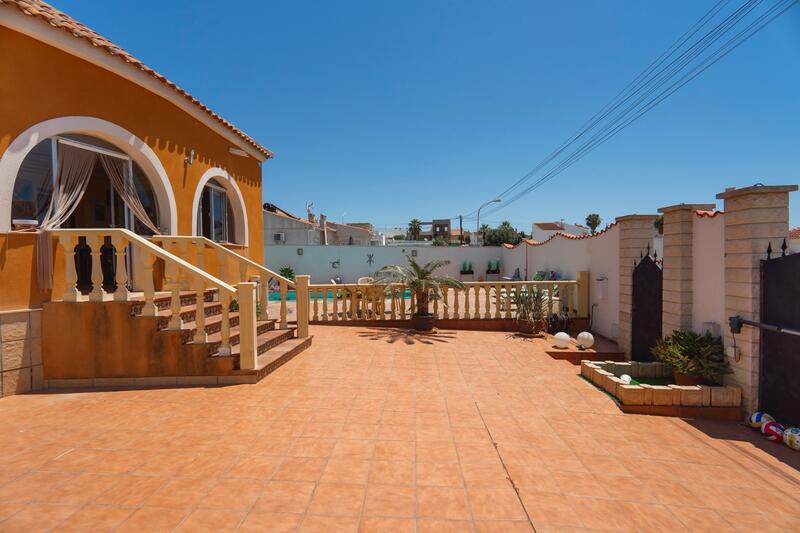4 chambre Villa à vendre