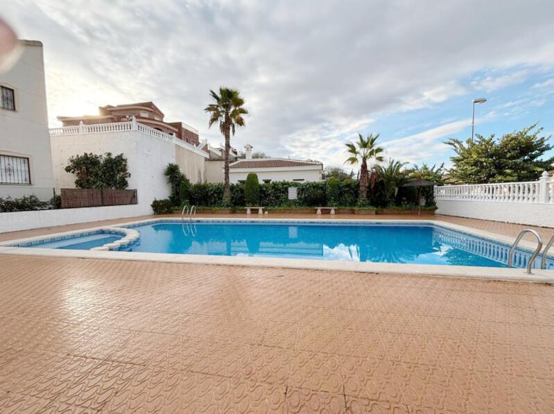 2 chambre Villa à vendre