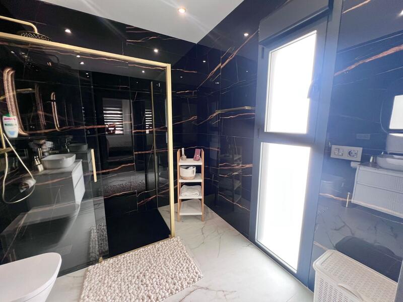 4 chambre Villa à vendre
