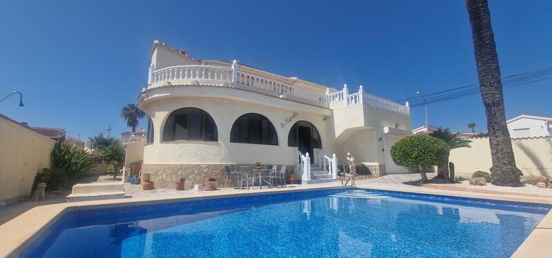 Villa for sale in Ciudad Quesada, Alicante