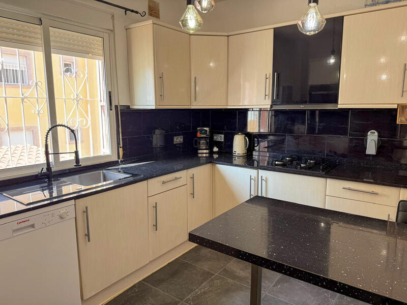 4 slaapkamer Appartement Te koop
