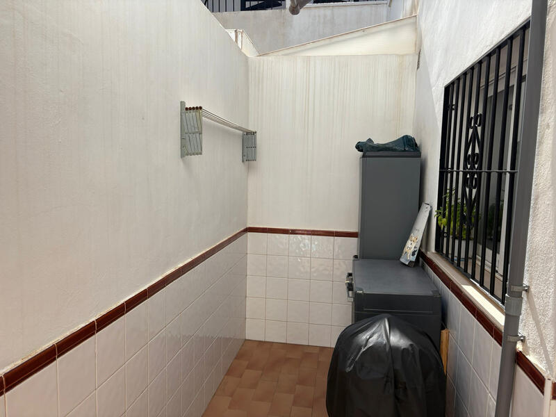 2 bedroom Townhouse for sale