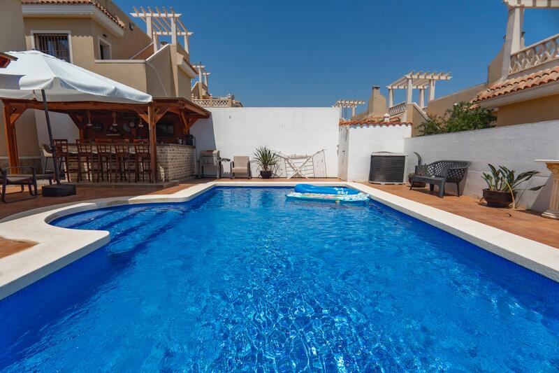 5 Cuarto Villa en venta