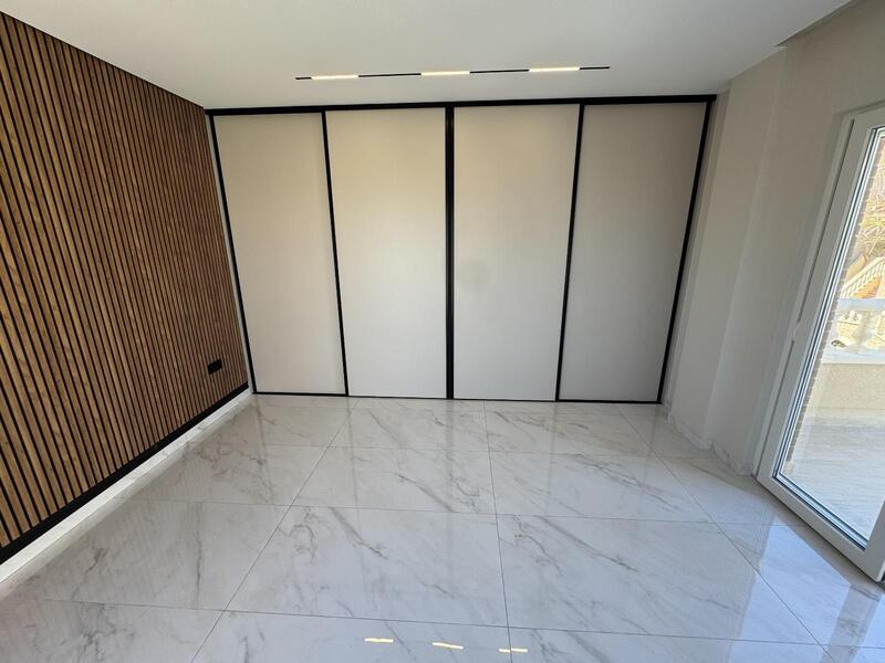 4 slaapkamer Villa Te koop