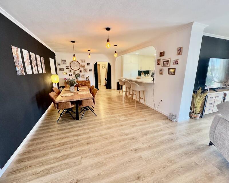 6 sovrum Villa till salu