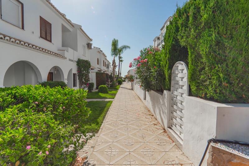 3 Cuarto Adosado en venta