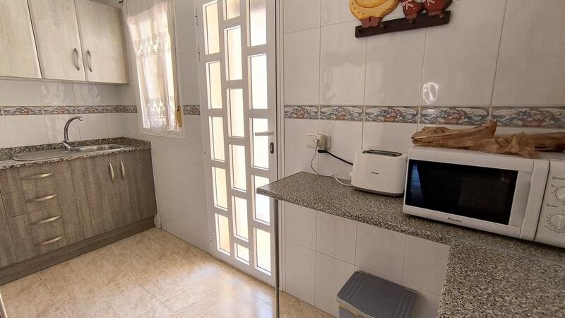 2 bedroom Townhouse for sale