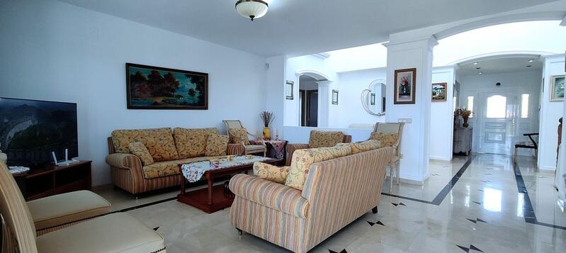 9 Schlafzimmer Villa zu verkaufen