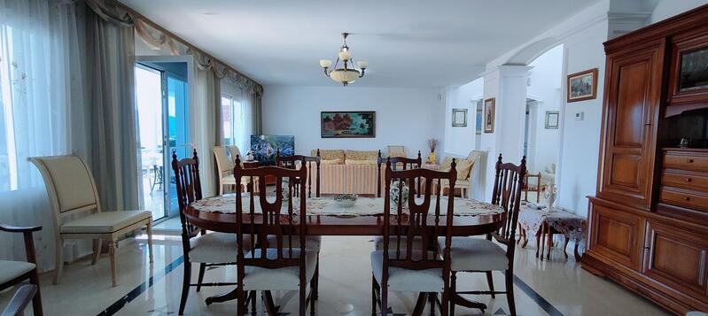 9 Schlafzimmer Villa zu verkaufen