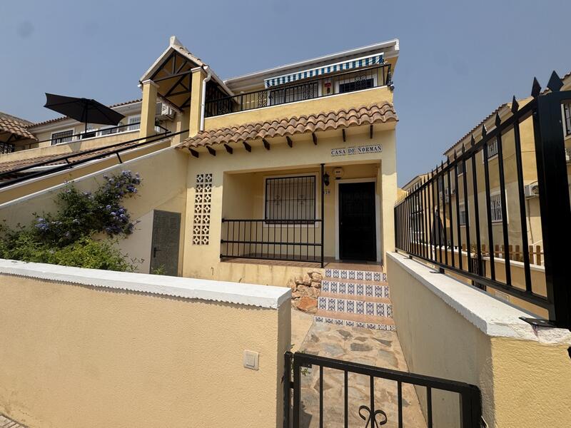 2 slaapkamer Appartement Te koop