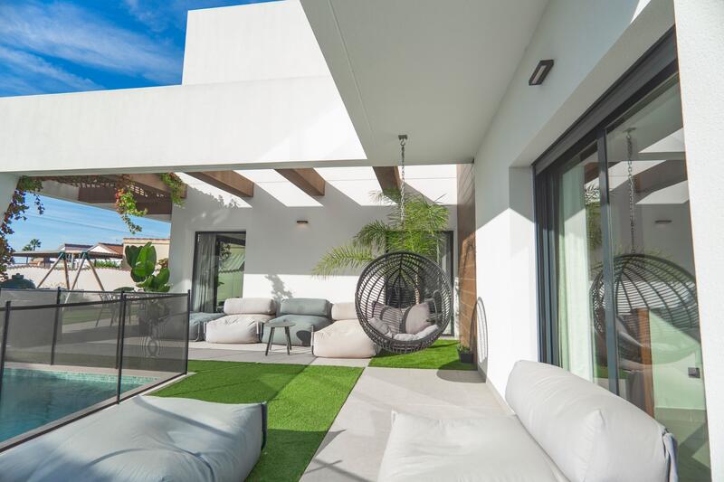 4 slaapkamer Villa Te koop