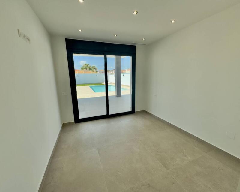 3 slaapkamer Villa Te koop