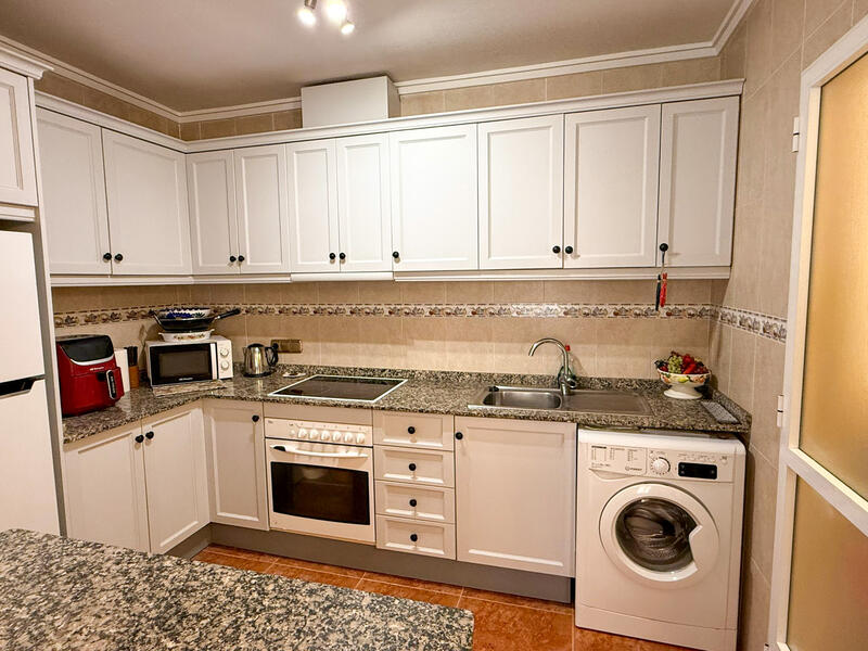 2 Schlafzimmer Stadthaus zu verkaufen
