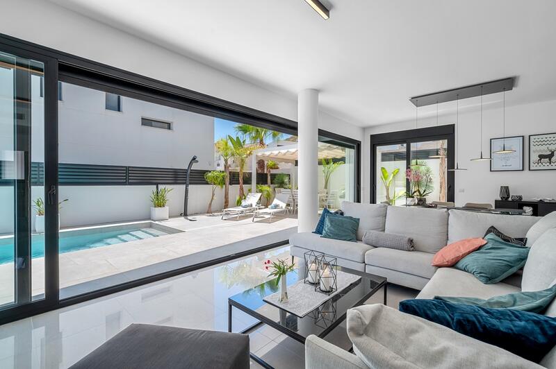 4 slaapkamer Villa Te koop