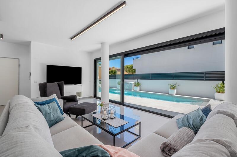 4 slaapkamer Villa Te koop