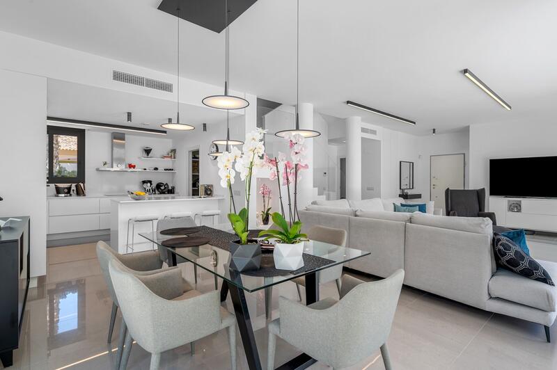 4 slaapkamer Villa Te koop