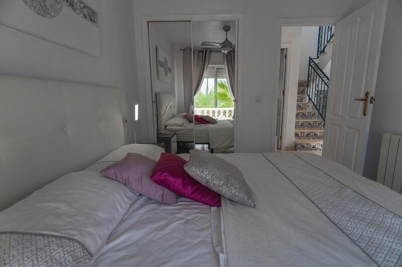 2 Schlafzimmer Villa zu verkaufen