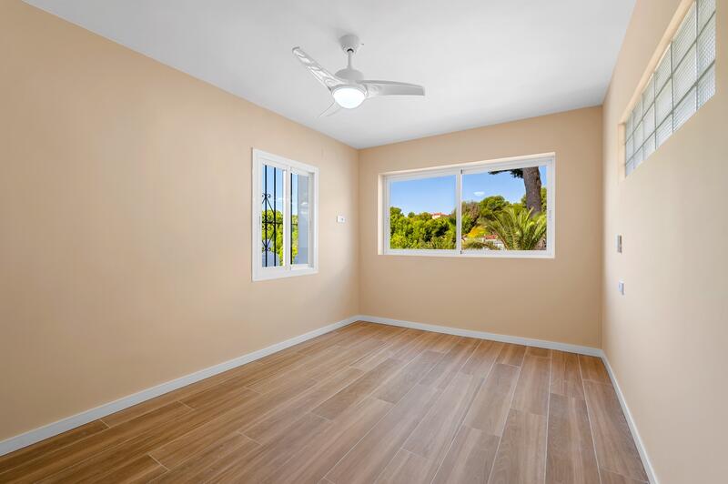 5 bedroom Villa for sale