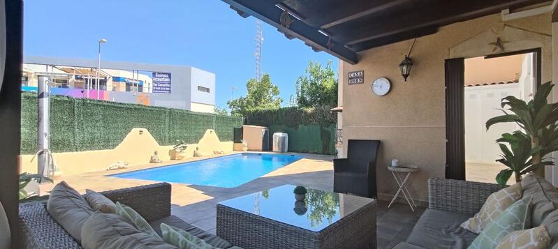 Villa for sale in La Zenia, Alicante