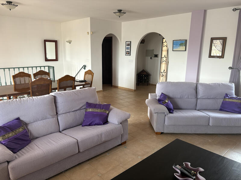 3 Cuarto Villa en venta