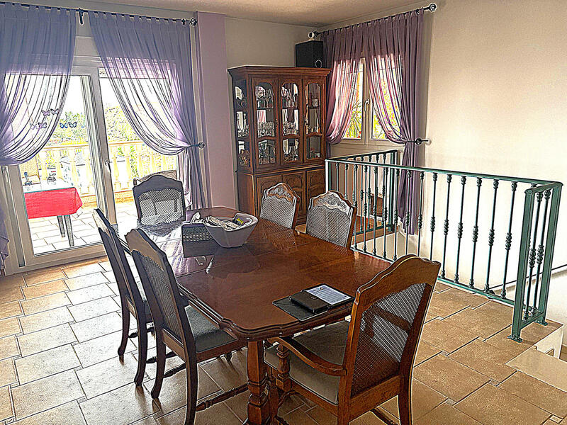 3 Cuarto Villa en venta