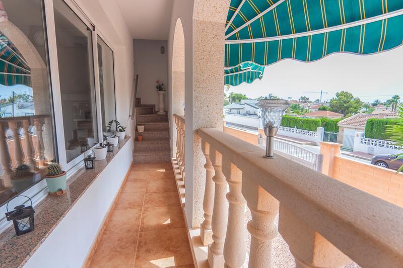 3 slaapkamer Villa Te koop