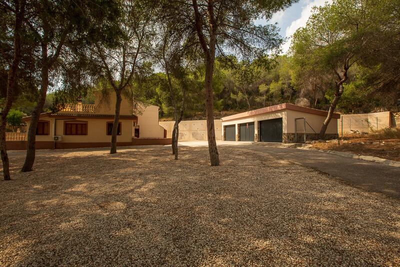 4 Cuarto Casa de Campo en venta
