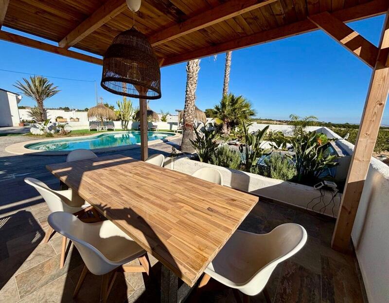 4 bedroom Villa for sale