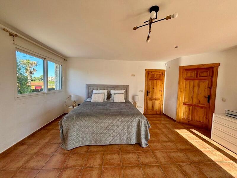 4 bedroom Villa for sale