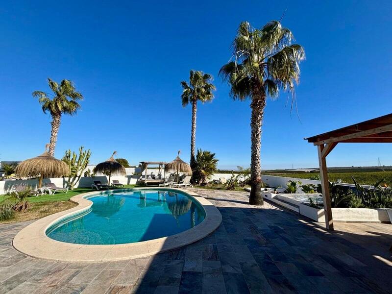 4 bedroom Villa for sale