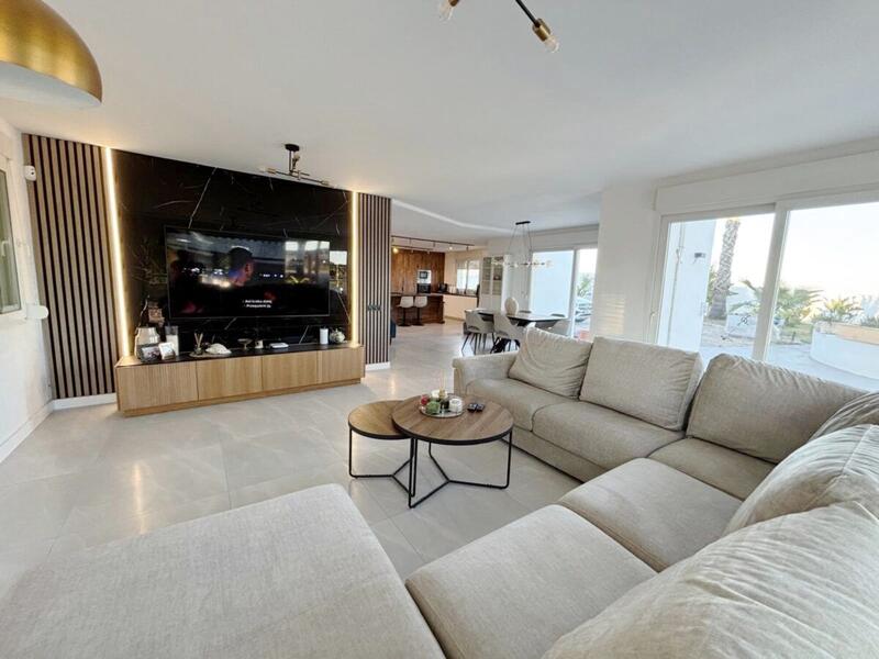 4 bedroom Villa for sale