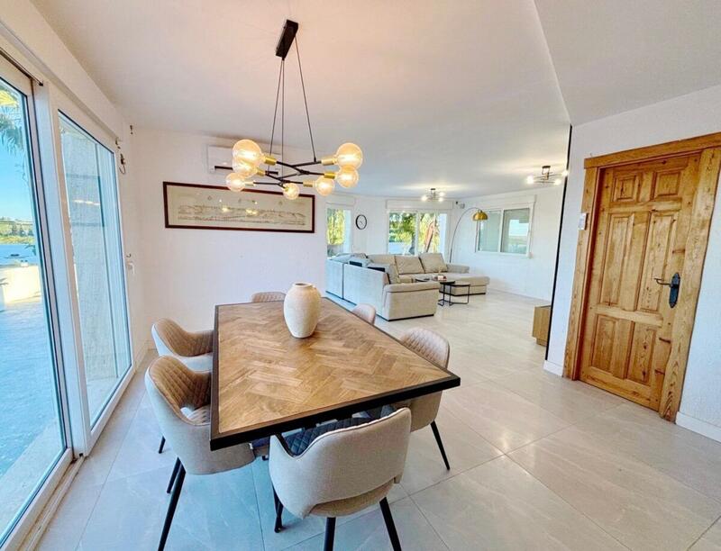 4 bedroom Villa for sale