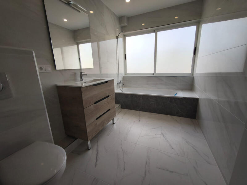 5 bedroom Villa for sale