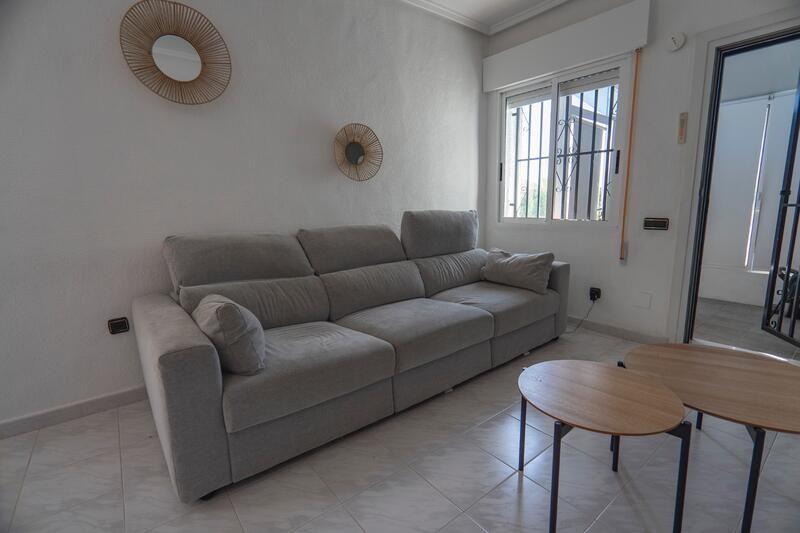 2 Cuarto Villa en venta