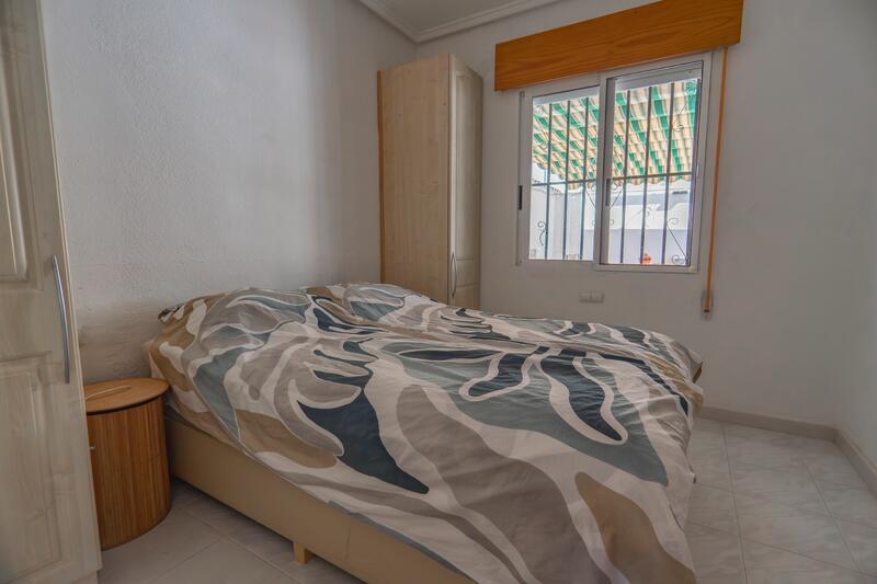 2 Cuarto Villa en venta