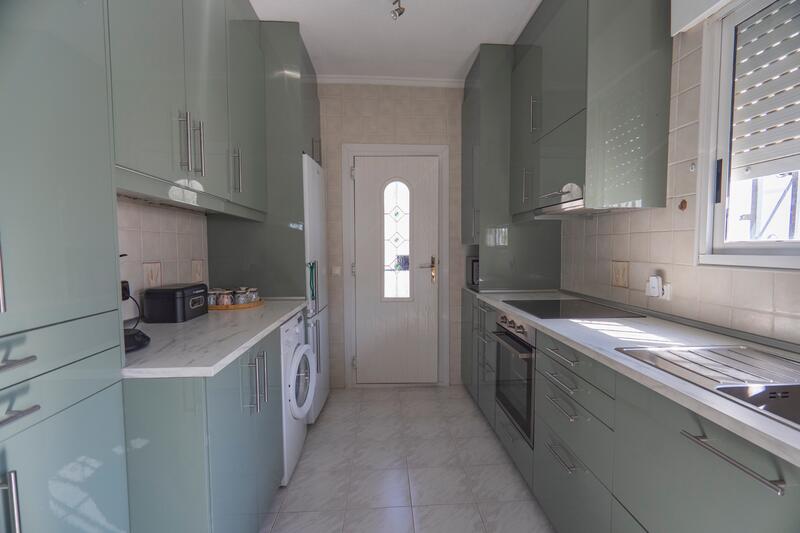 2 Cuarto Villa en venta