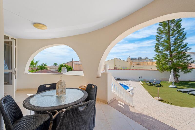 5 Schlafzimmer Villa zu verkaufen