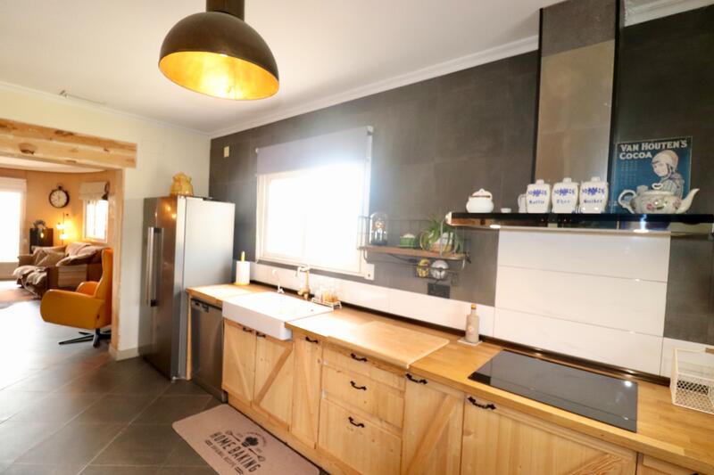 3 slaapkamer Landhuis Te koop