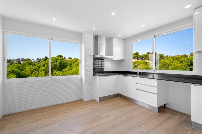 5 bedroom Villa for sale