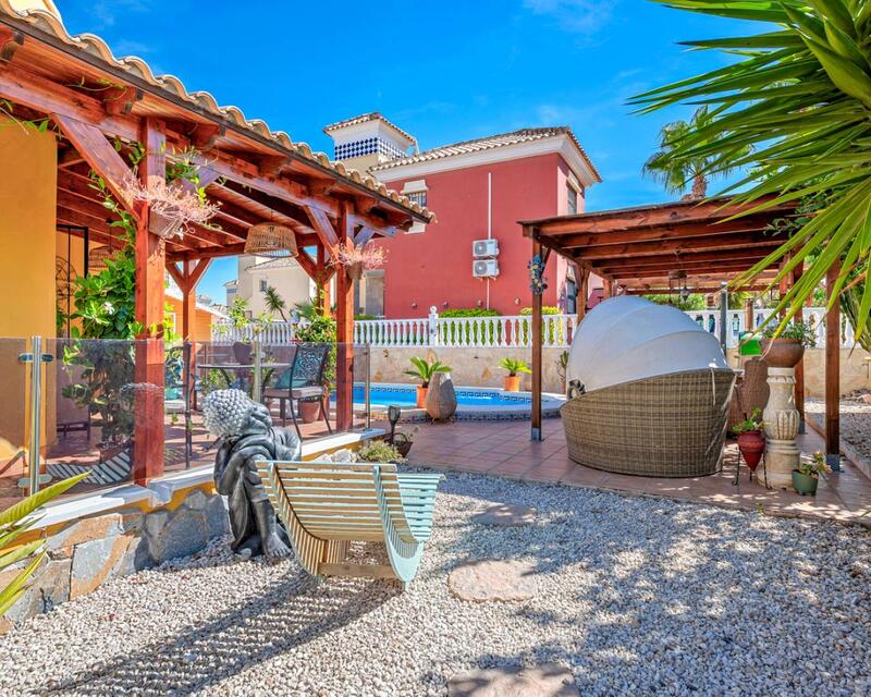 3 Cuarto Villa en venta