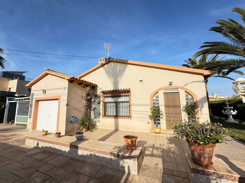 3 bedroom Villa for sale