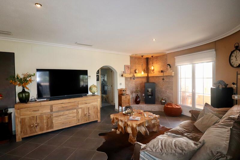 3 slaapkamer Landhuis Te koop