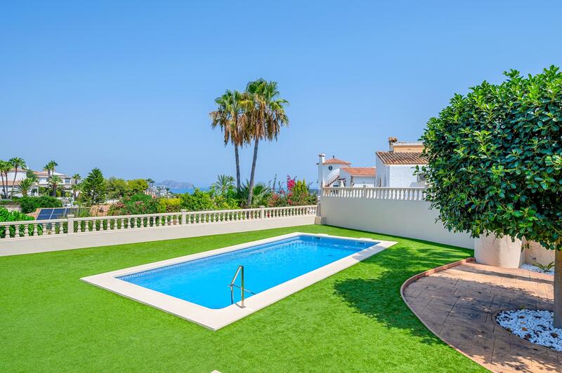 5 bedroom Villa for sale