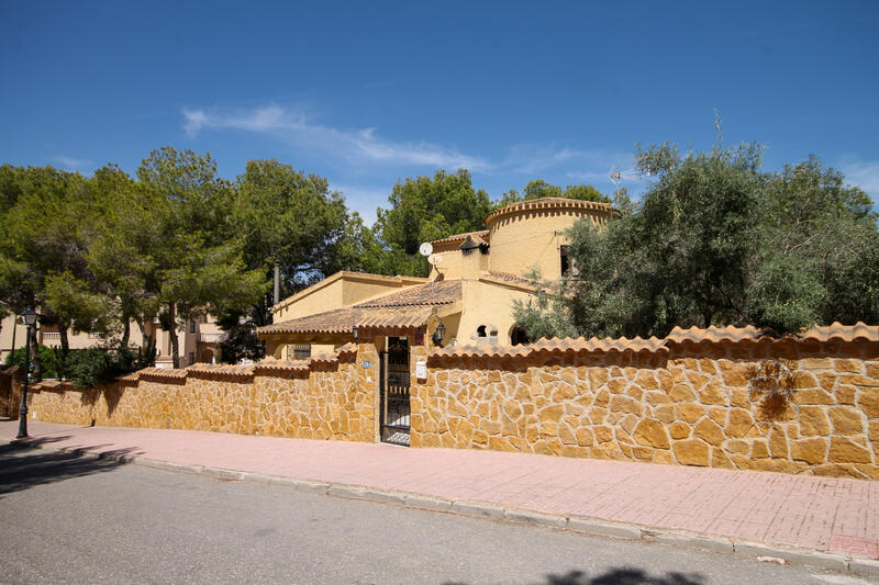 5 Schlafzimmer Villa zu verkaufen