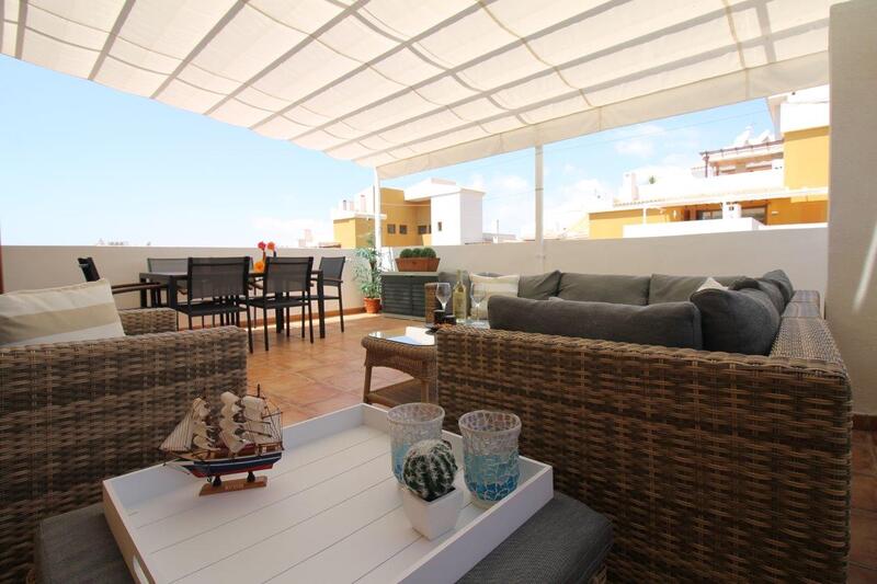 2 slaapkamer Appartement Te koop