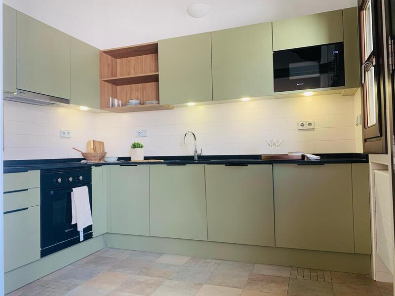 2 bedroom Townhouse for sale